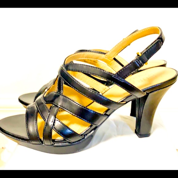 Naturalizer Shoes - Naturalizer leather sandals New Without Tag